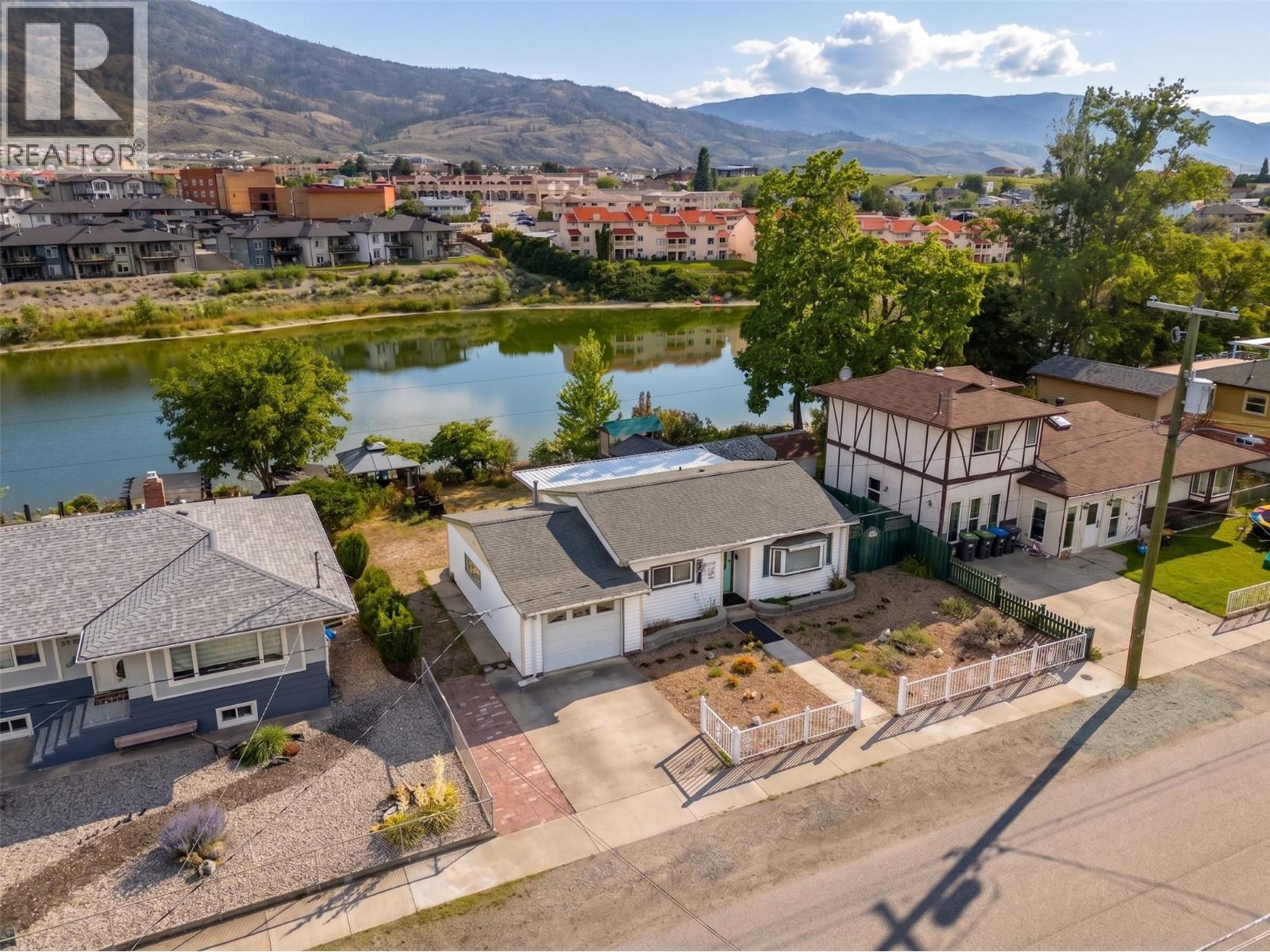 7816 89th Street, Osoyoos