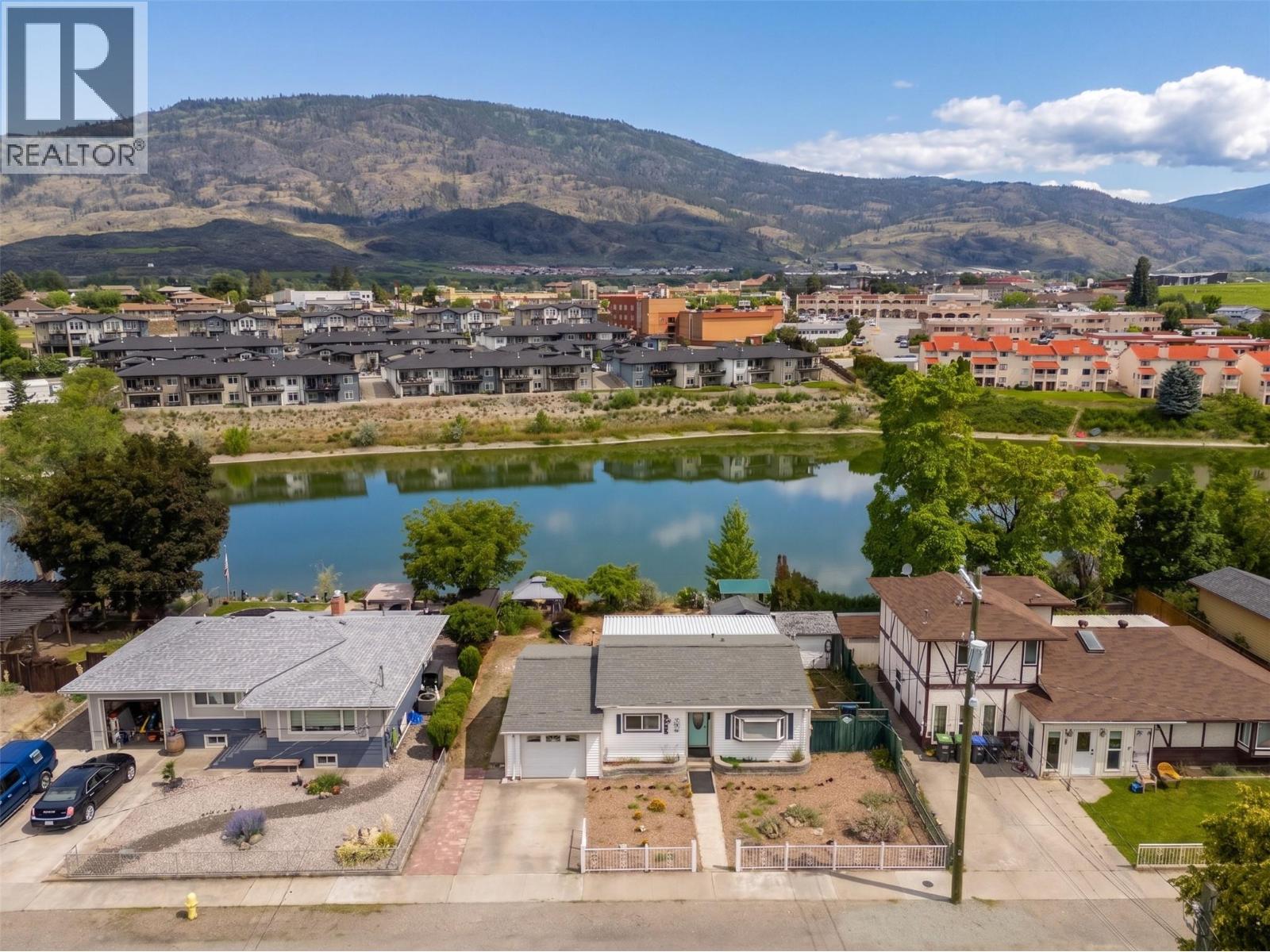 7816 89th Street, Osoyoos
