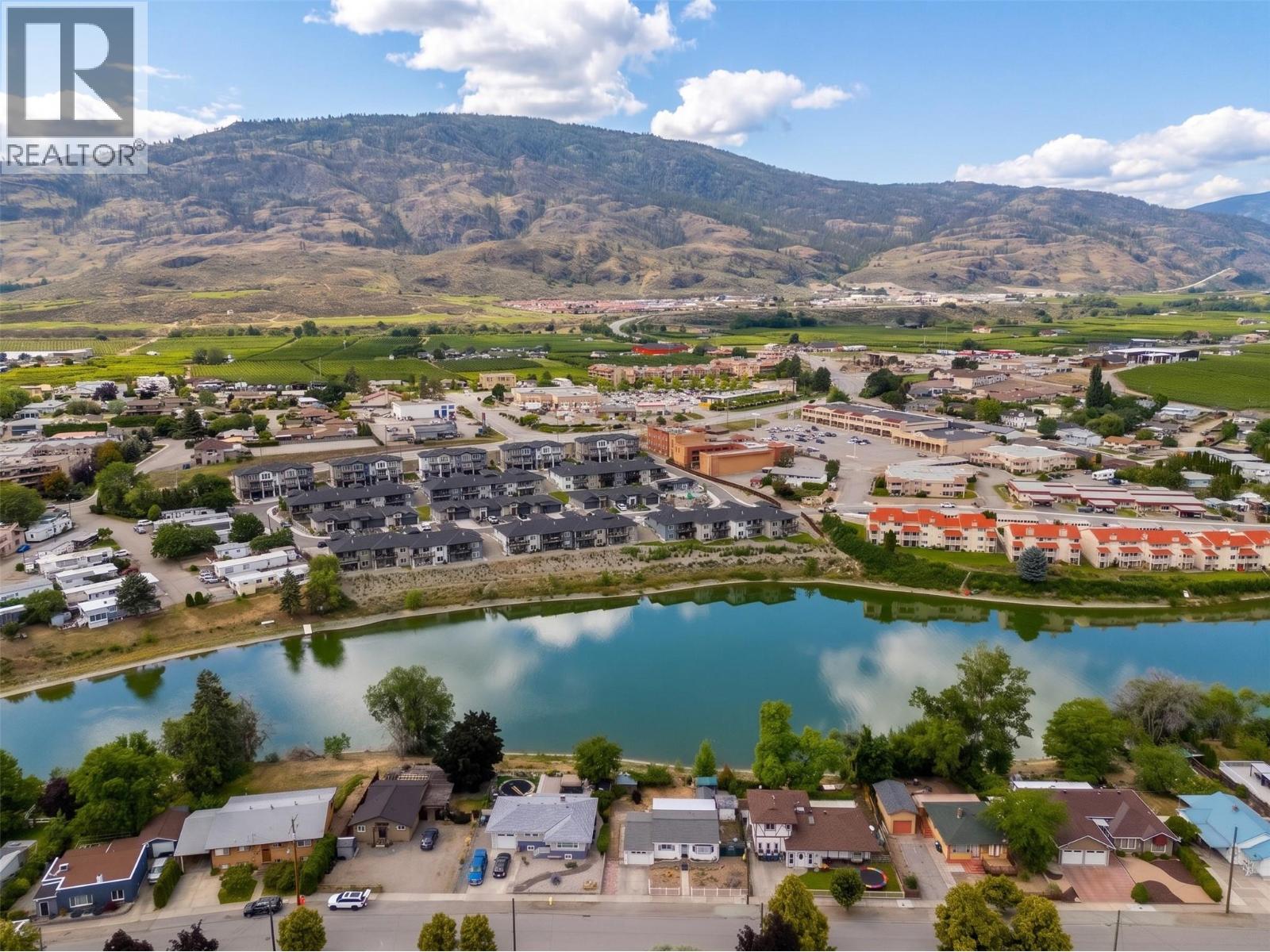 7816 89th Street, Osoyoos