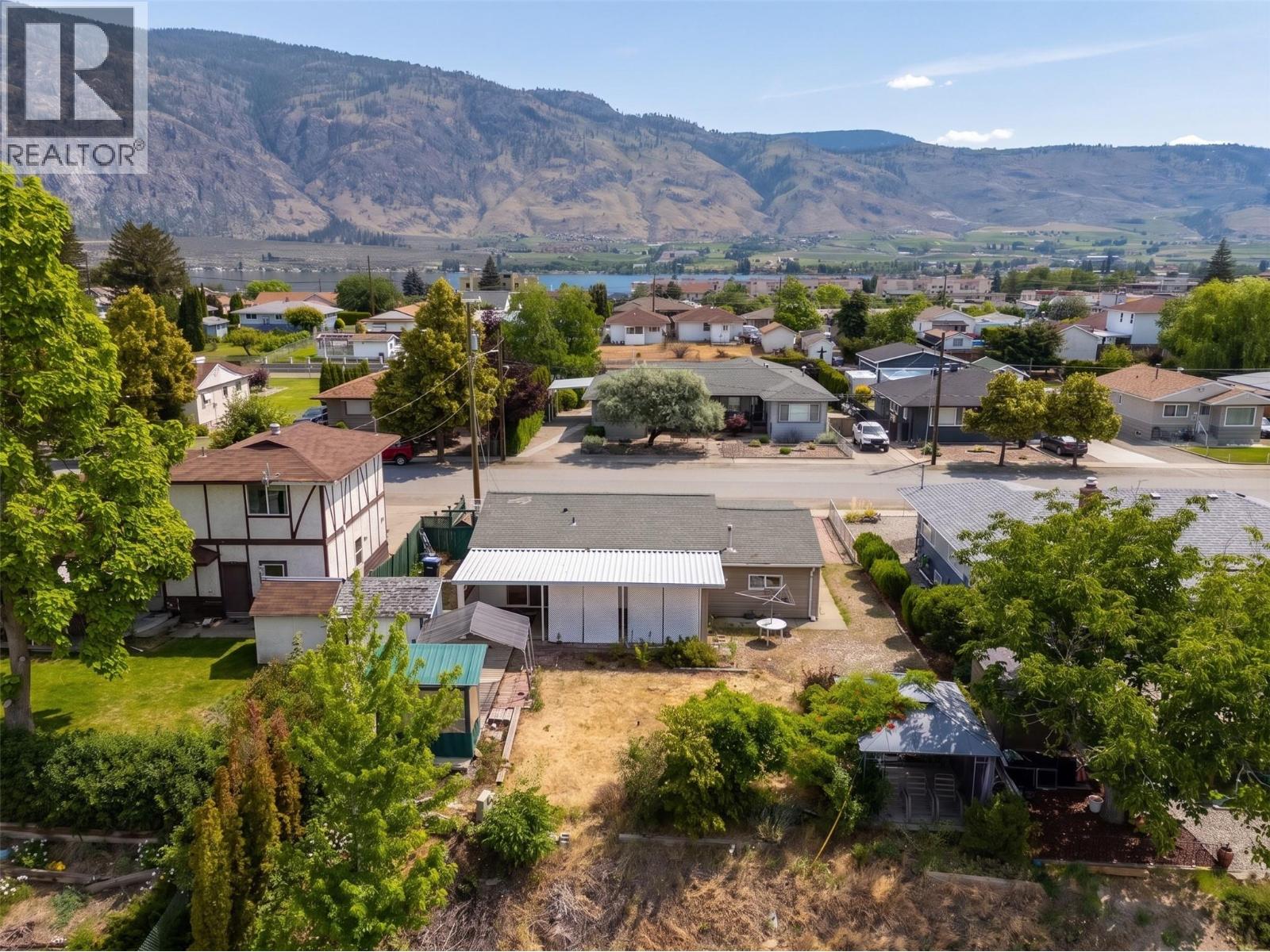 7816 89th Street, Osoyoos