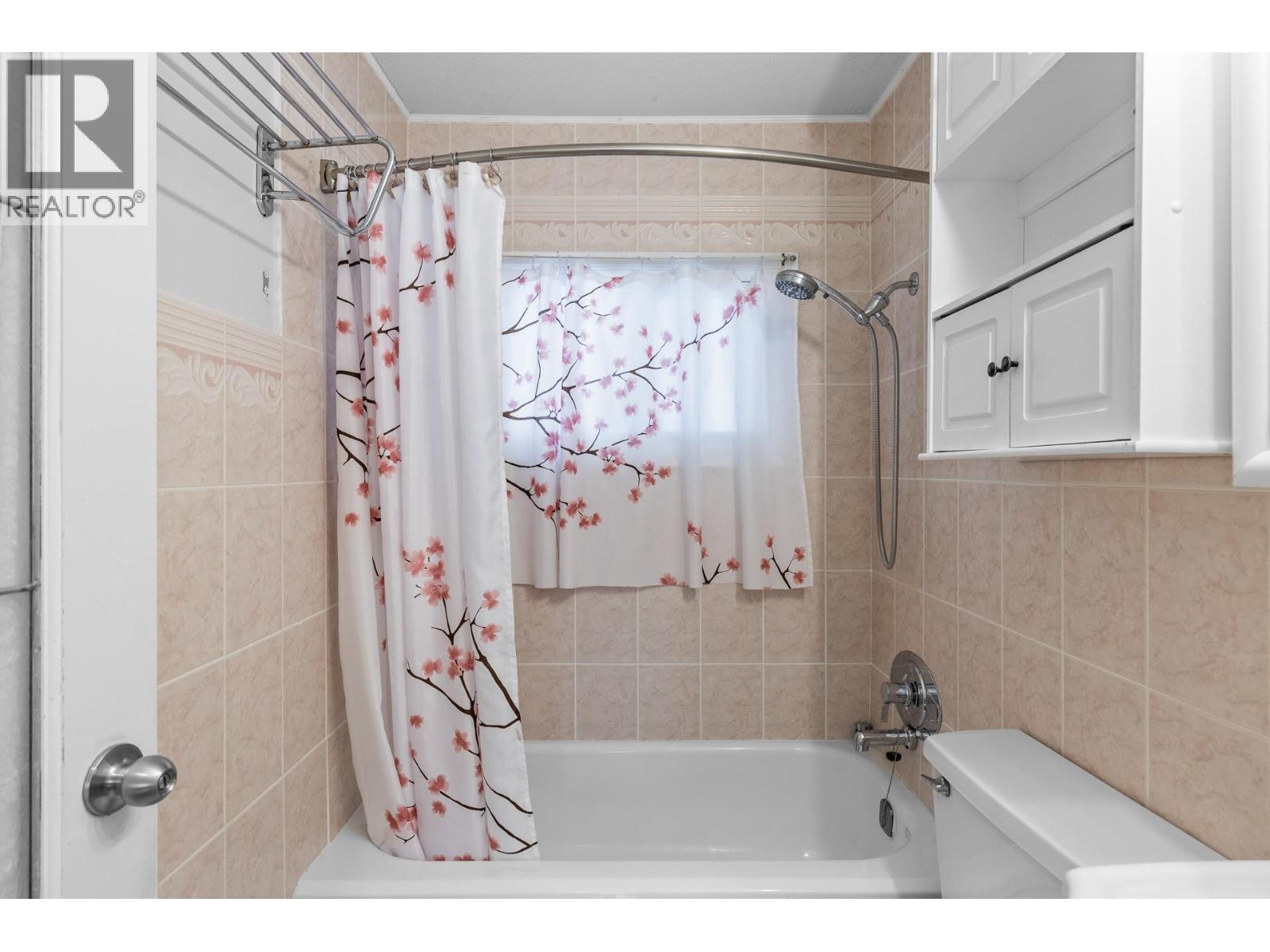 7816 89th Street, Osoyoos