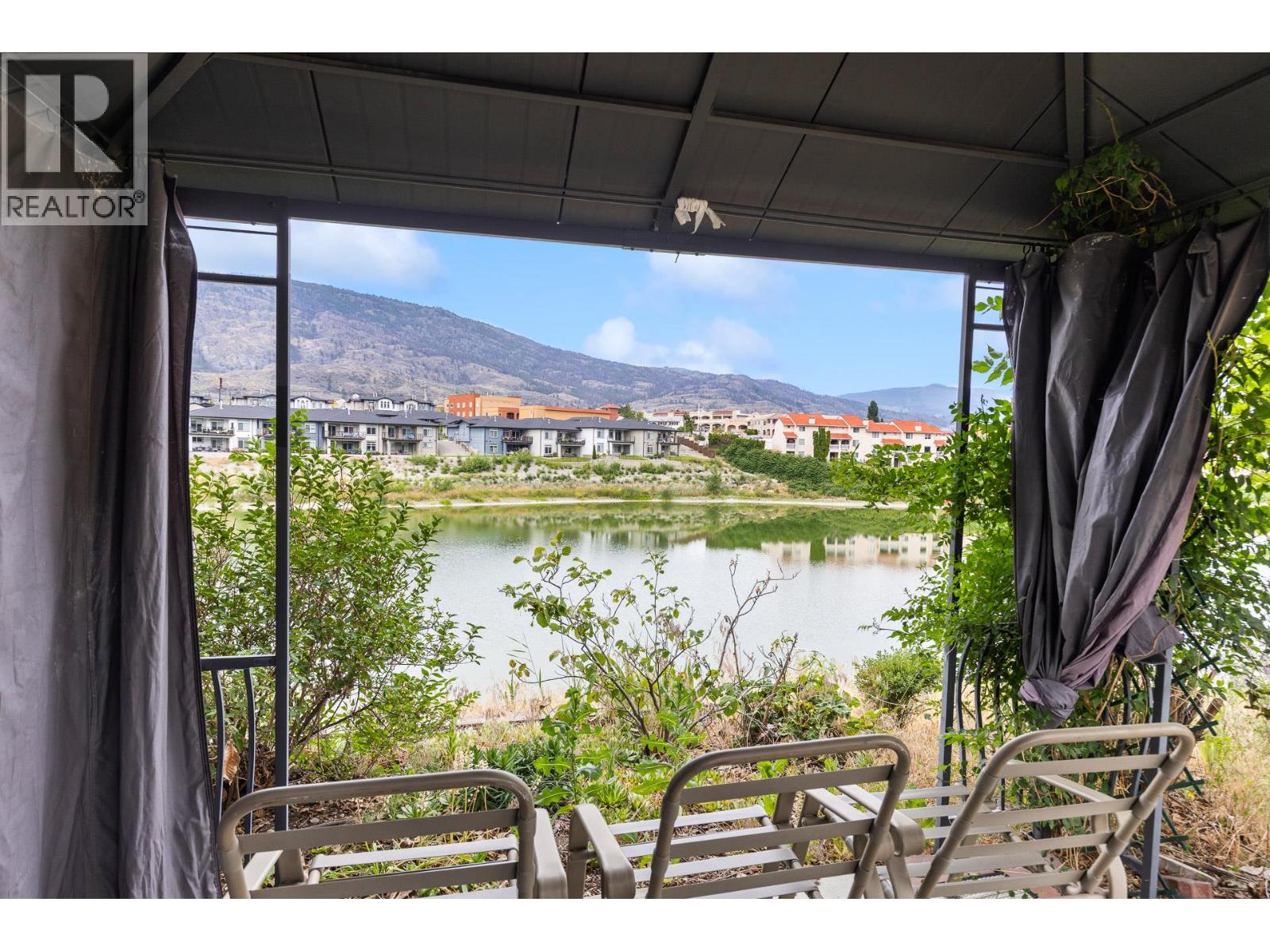 7816 89th Street, Osoyoos