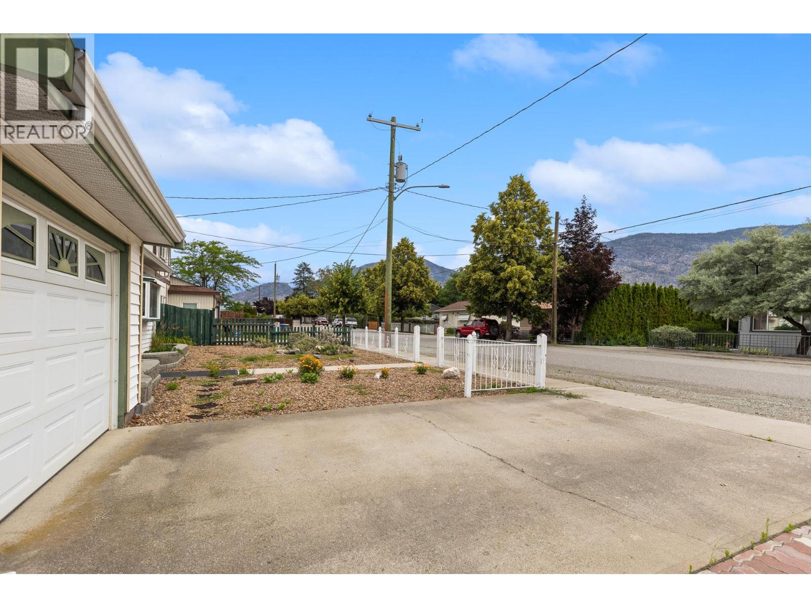 7816 89th Street, Osoyoos