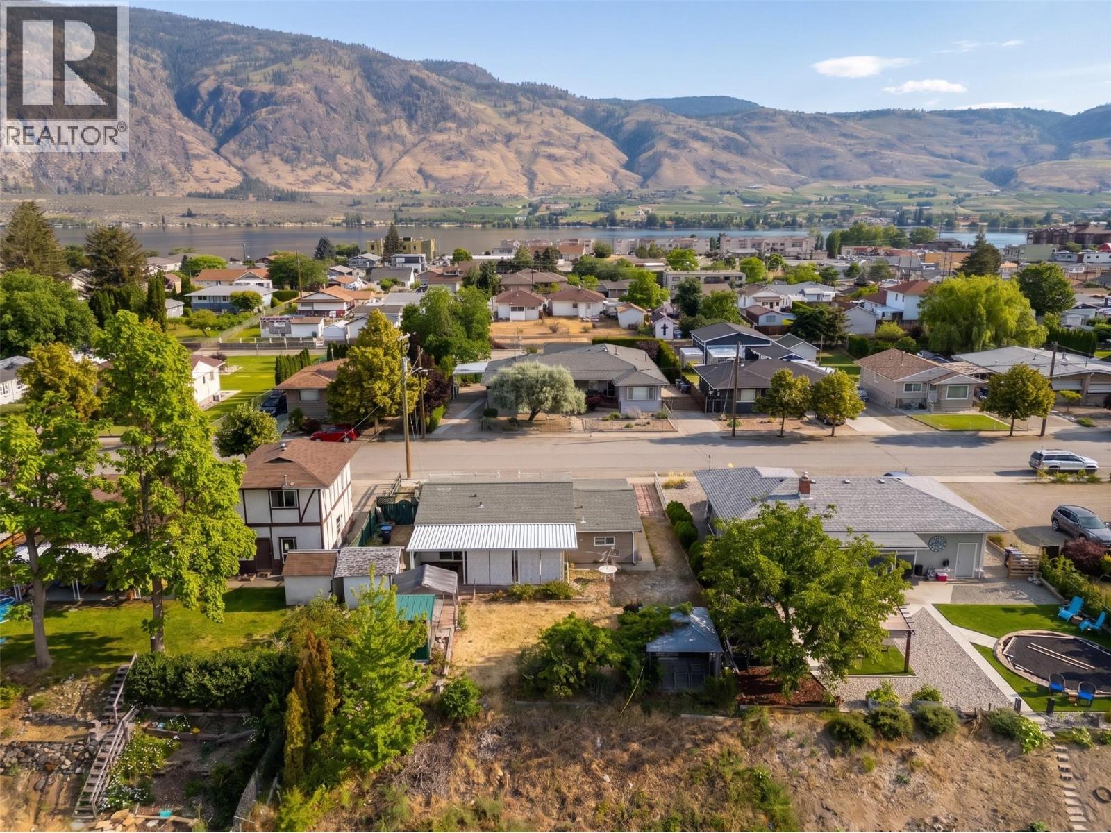 7816 89th Street, Osoyoos