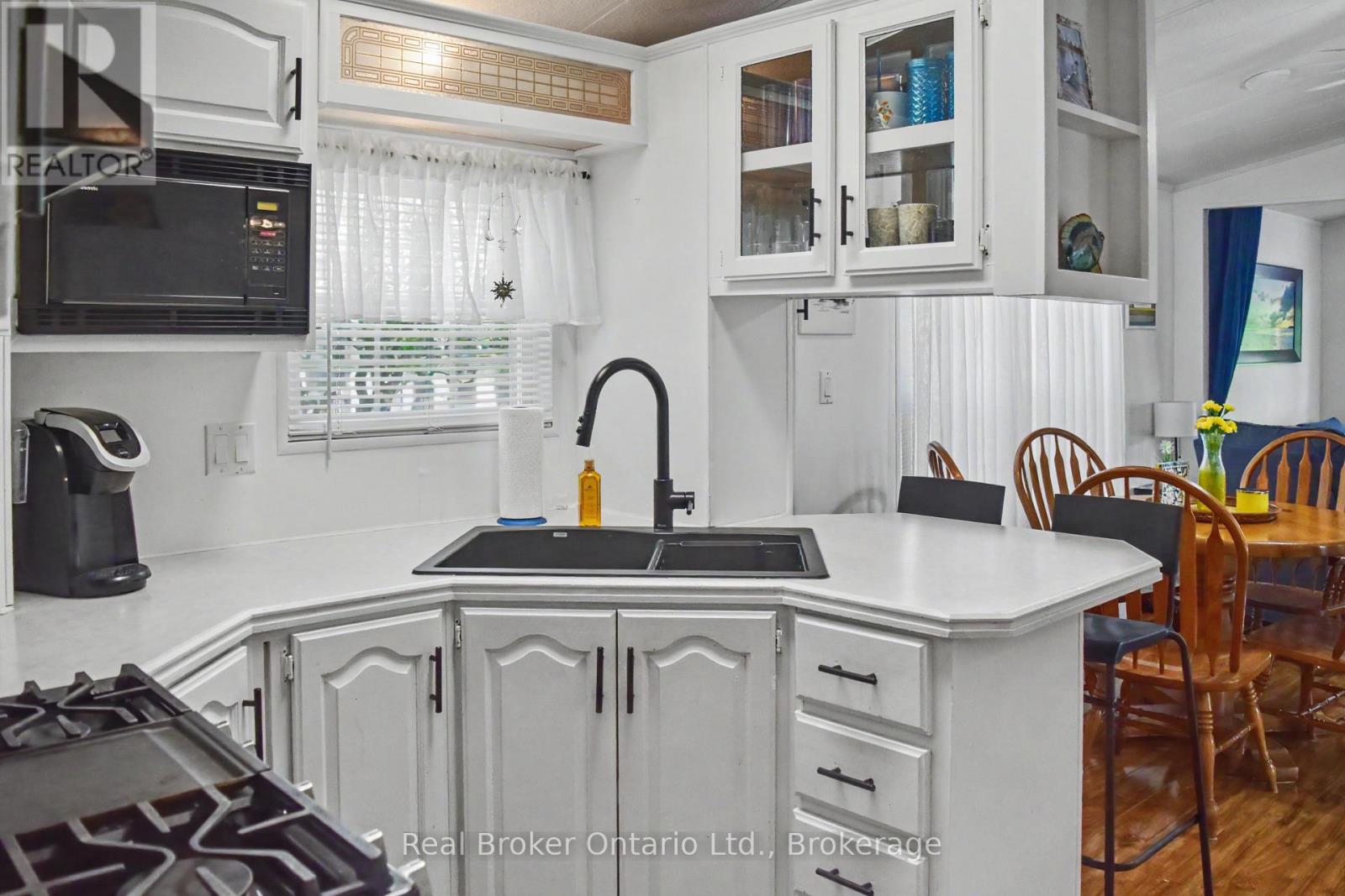 #M29 13 SOUTHLINE AVENUE - Image 18