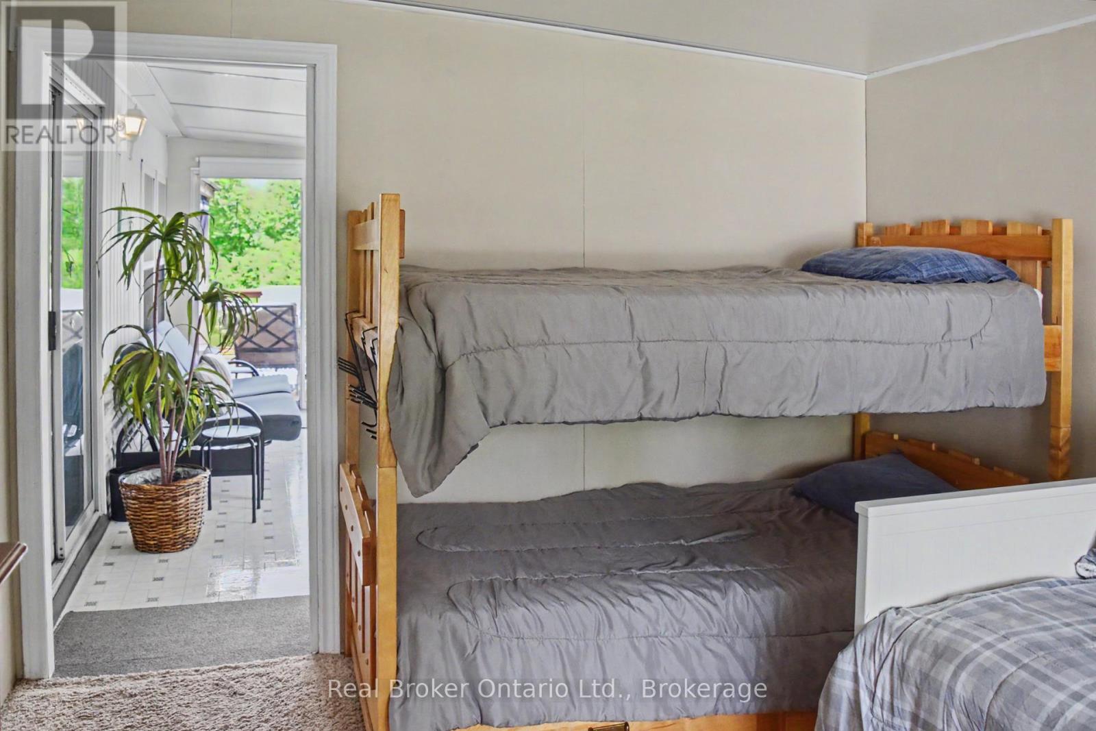 #M29 13 SOUTHLINE AVENUE - Image 21