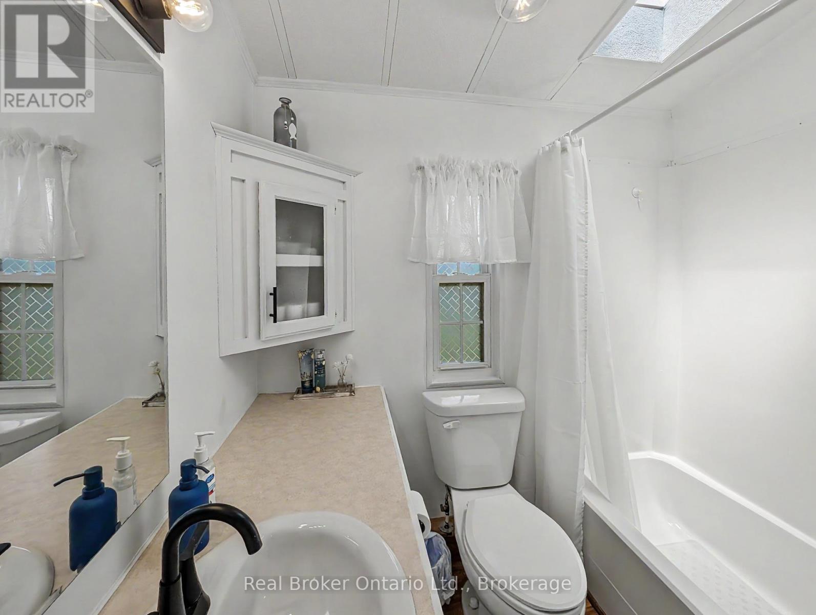 #M29 13 SOUTHLINE AVENUE - Image 36