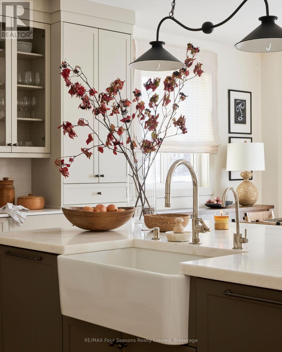 124 BIRCHES BOULEVARD - Image 12