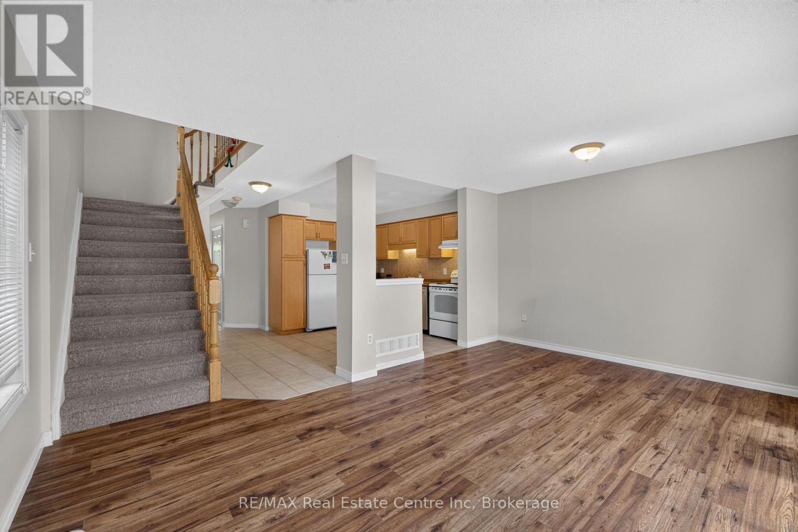 #37 30 VAUGHAN STREET - 18