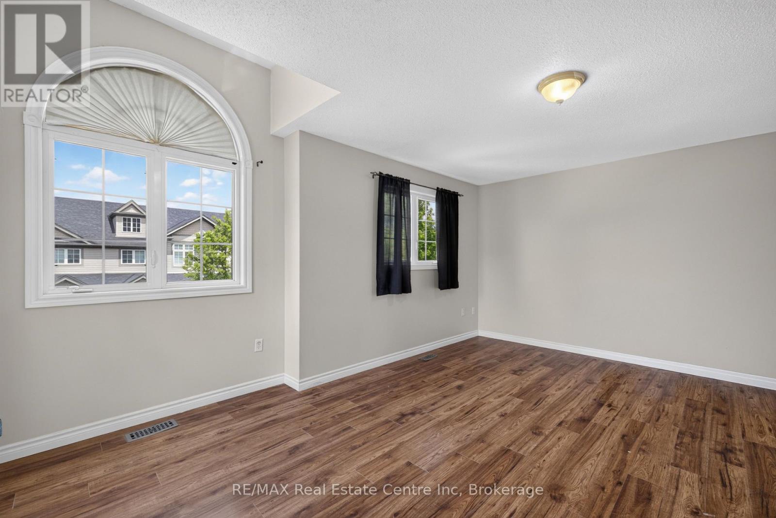 #37 30 VAUGHAN STREET - 22