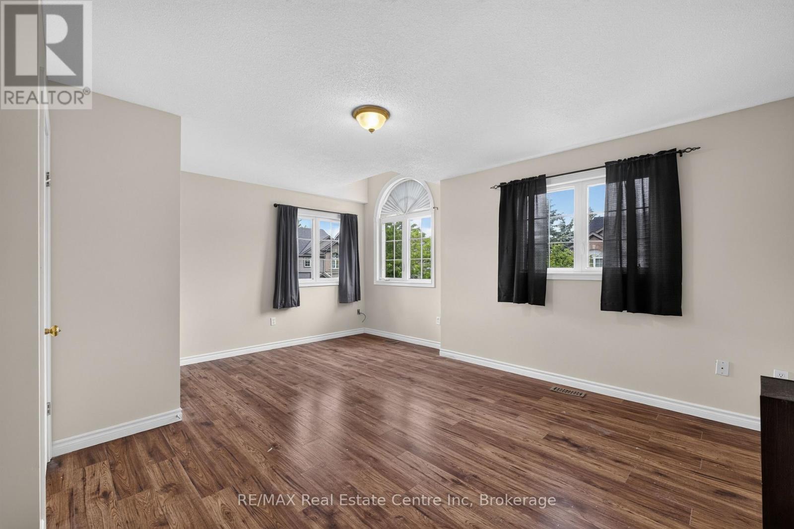 #37 30 VAUGHAN STREET - 25
