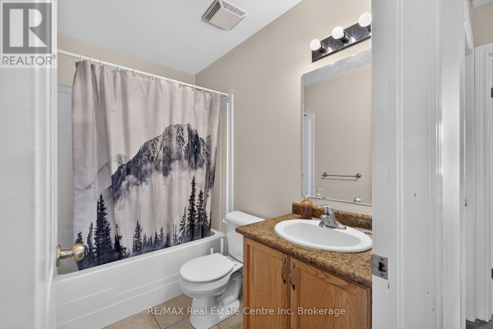 #37 30 VAUGHAN STREET - 32