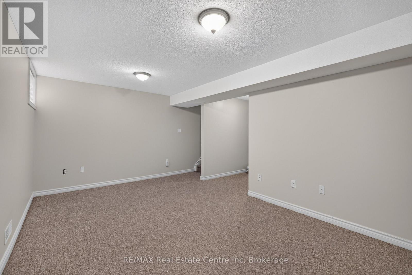 #37 30 VAUGHAN STREET - 34