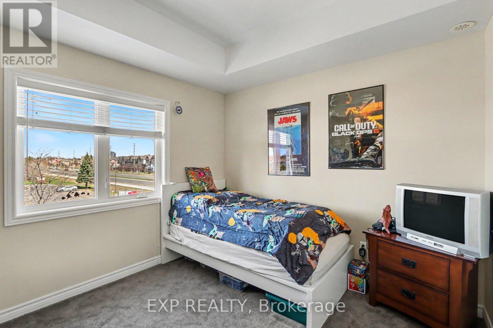 #J 135 HARTHILL WAY - 19