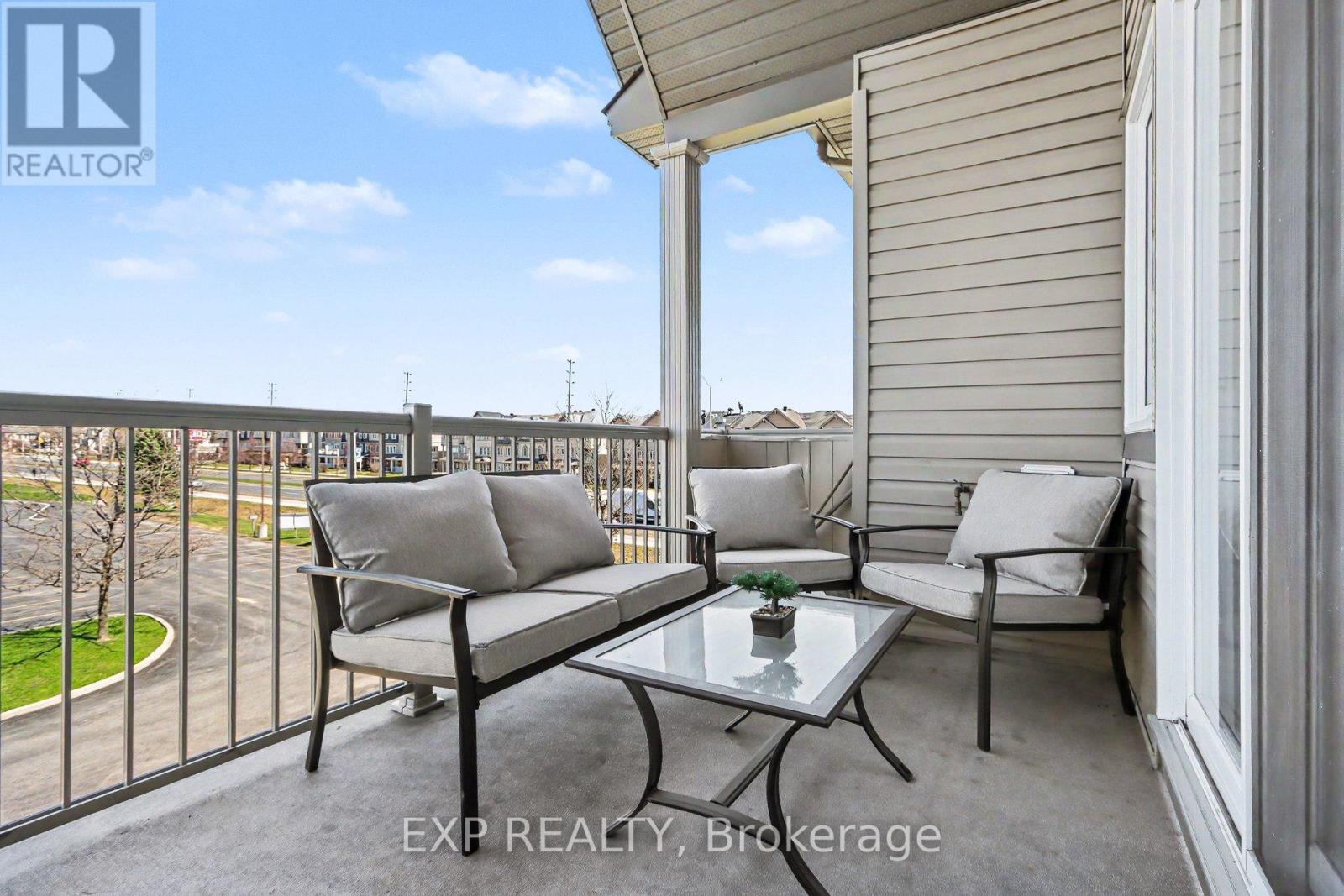 #J 135 HARTHILL WAY - 22