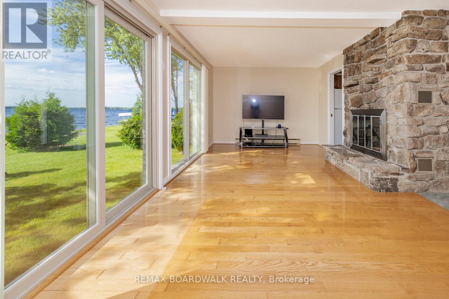 104 AVENUE 4A - Image 12