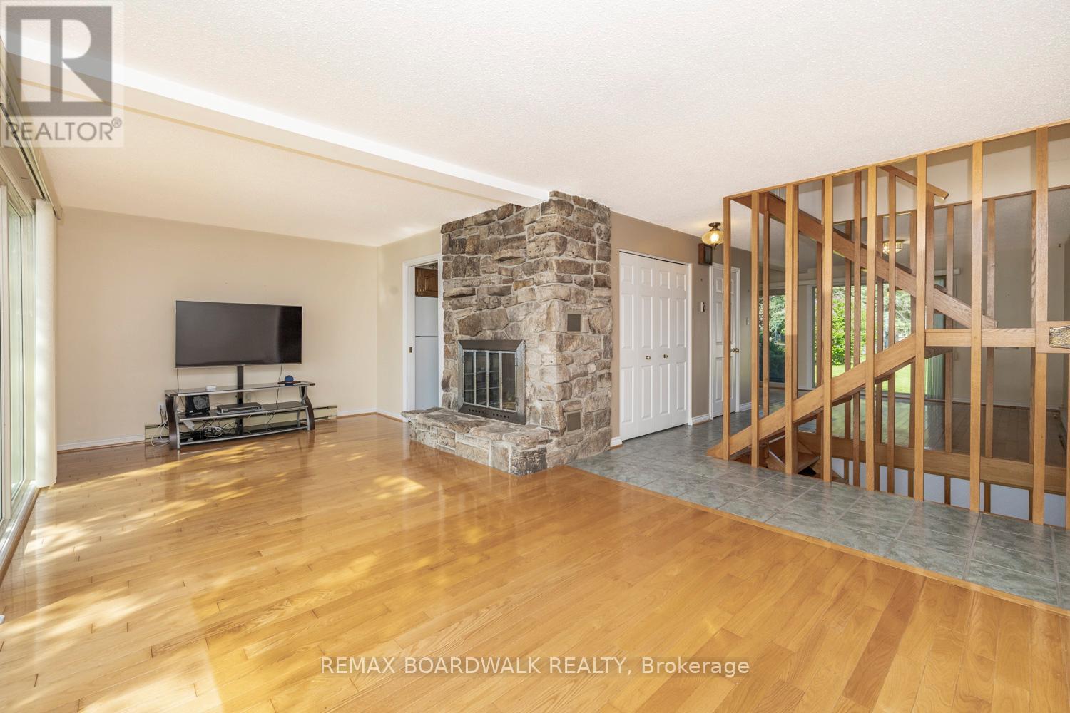 104 AVENUE 4A - Image 13