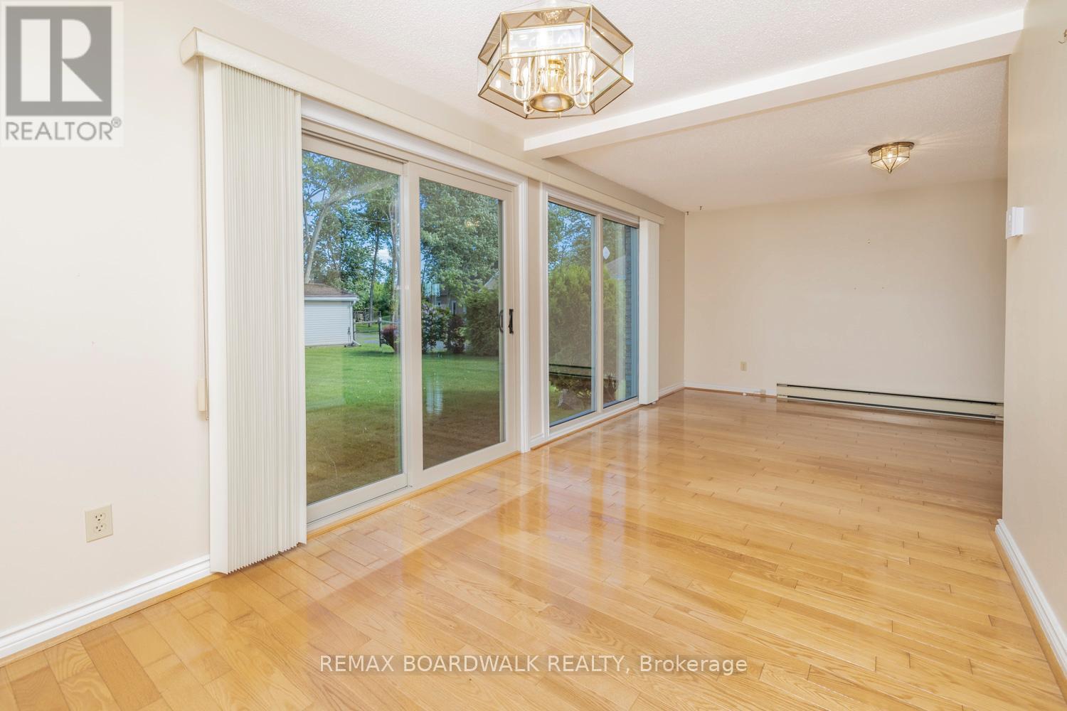 104 AVENUE 4A - Image 24