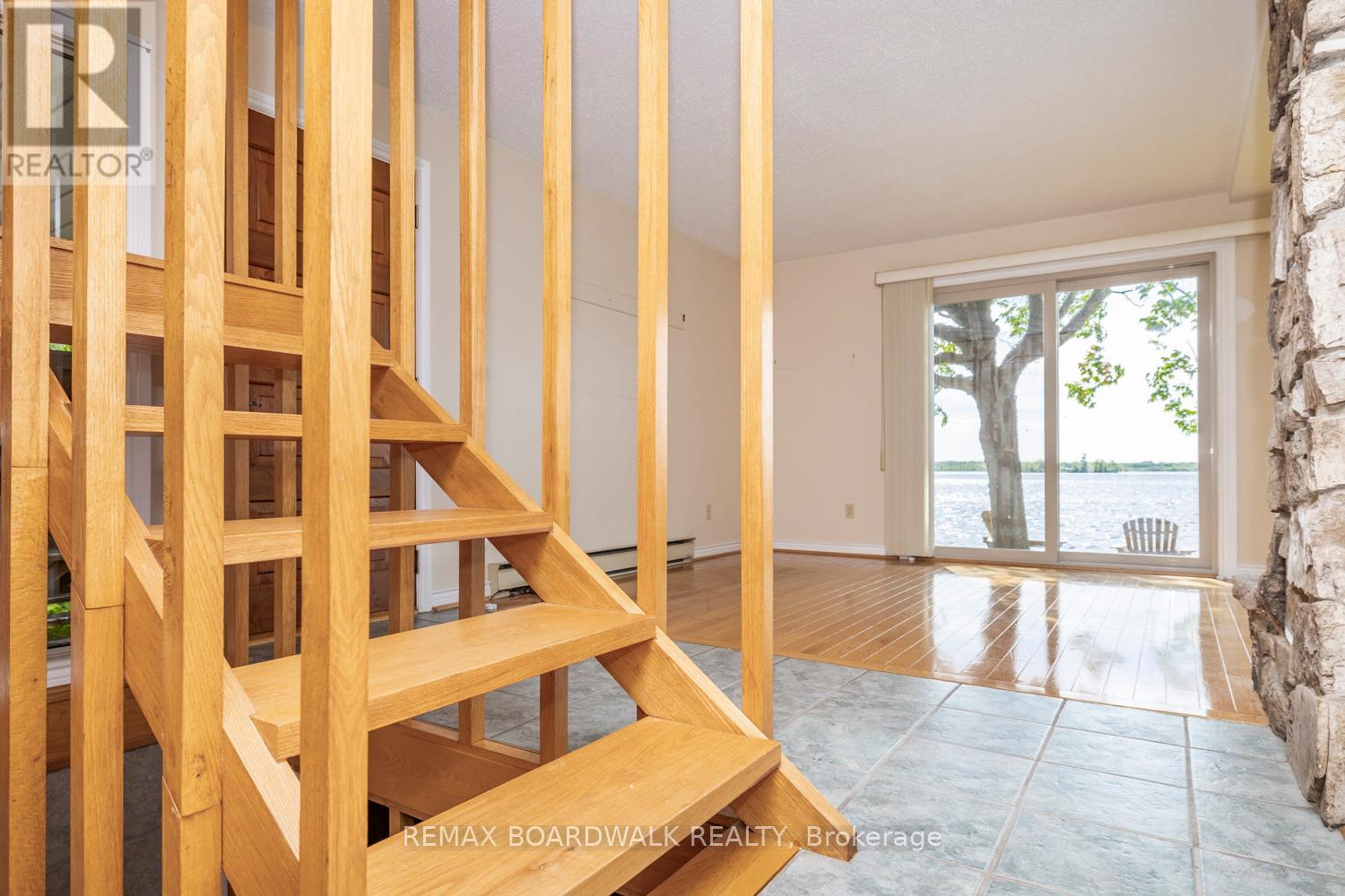 104 AVENUE 4A - Image 27