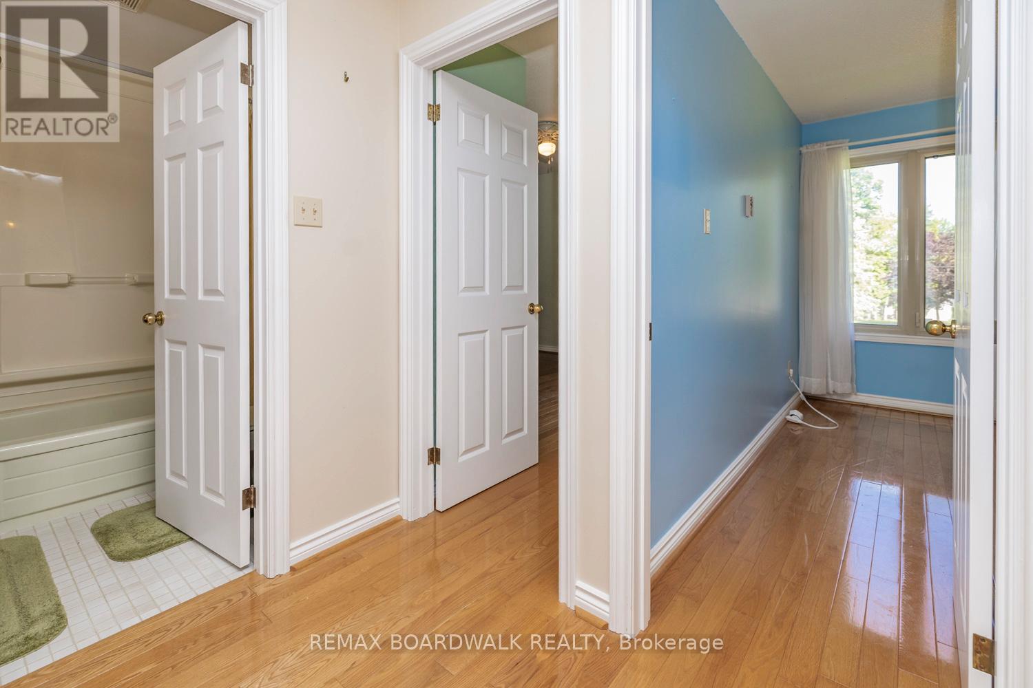 104 AVENUE 4A - Image 29