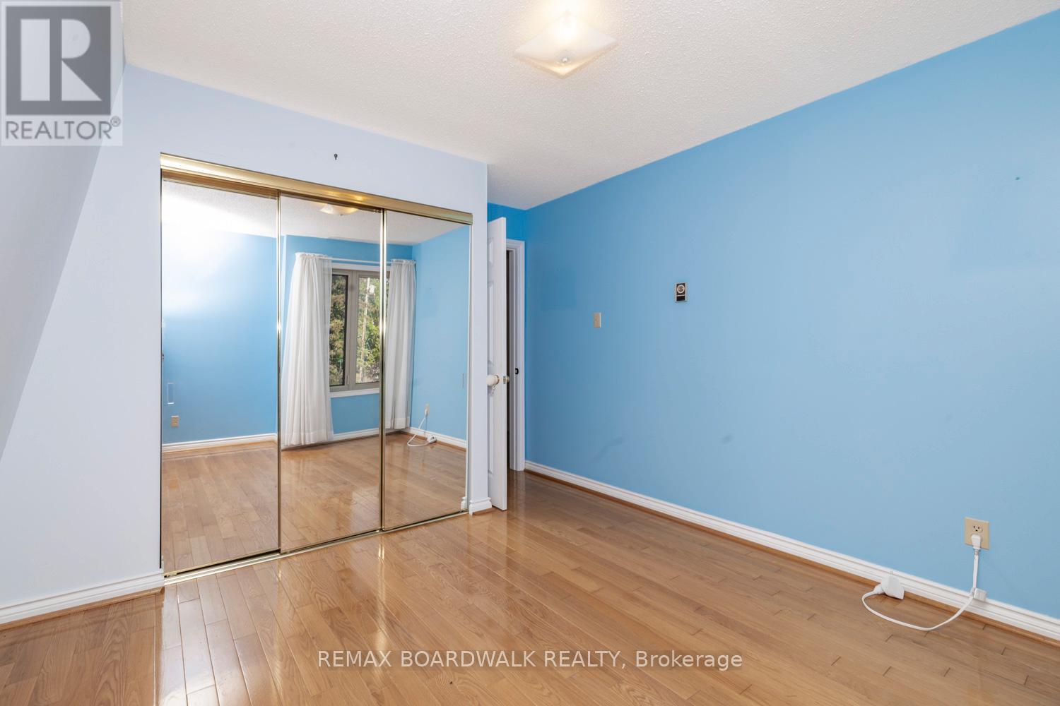 104 AVENUE 4A - Image 36