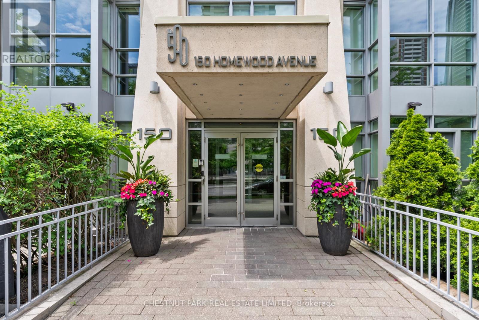 #107 150 HOMEWOOD AVENUE - 37