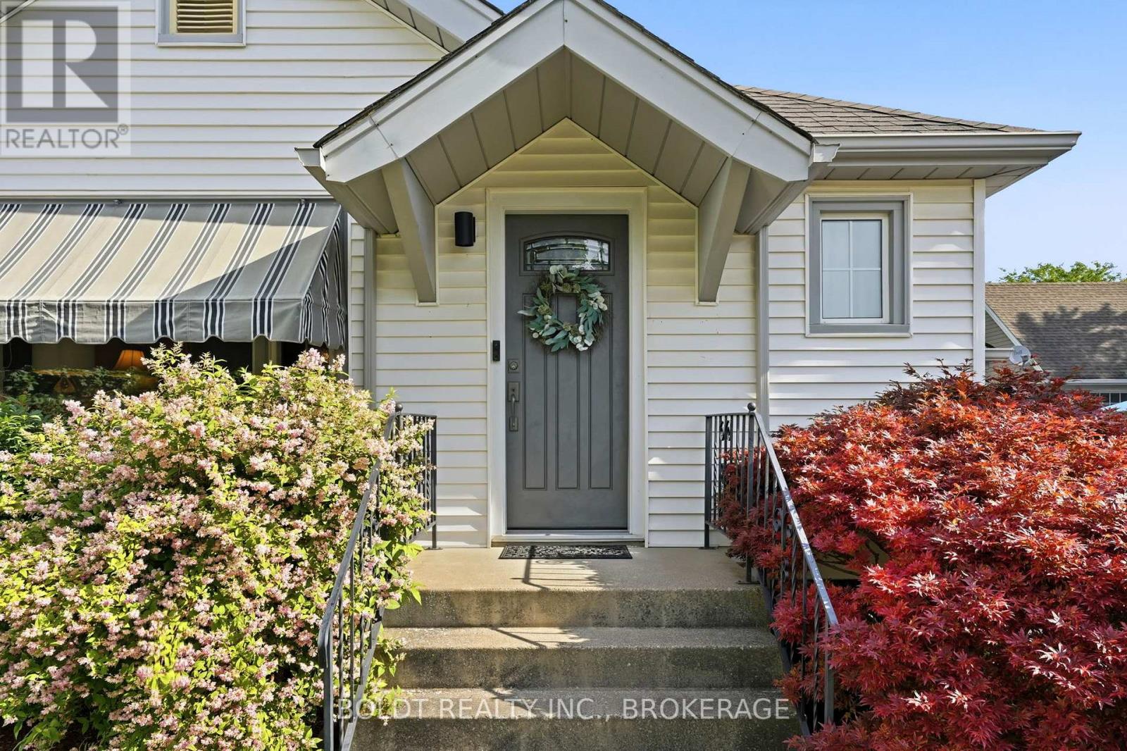 9 WOODGATE AVENUE - 2