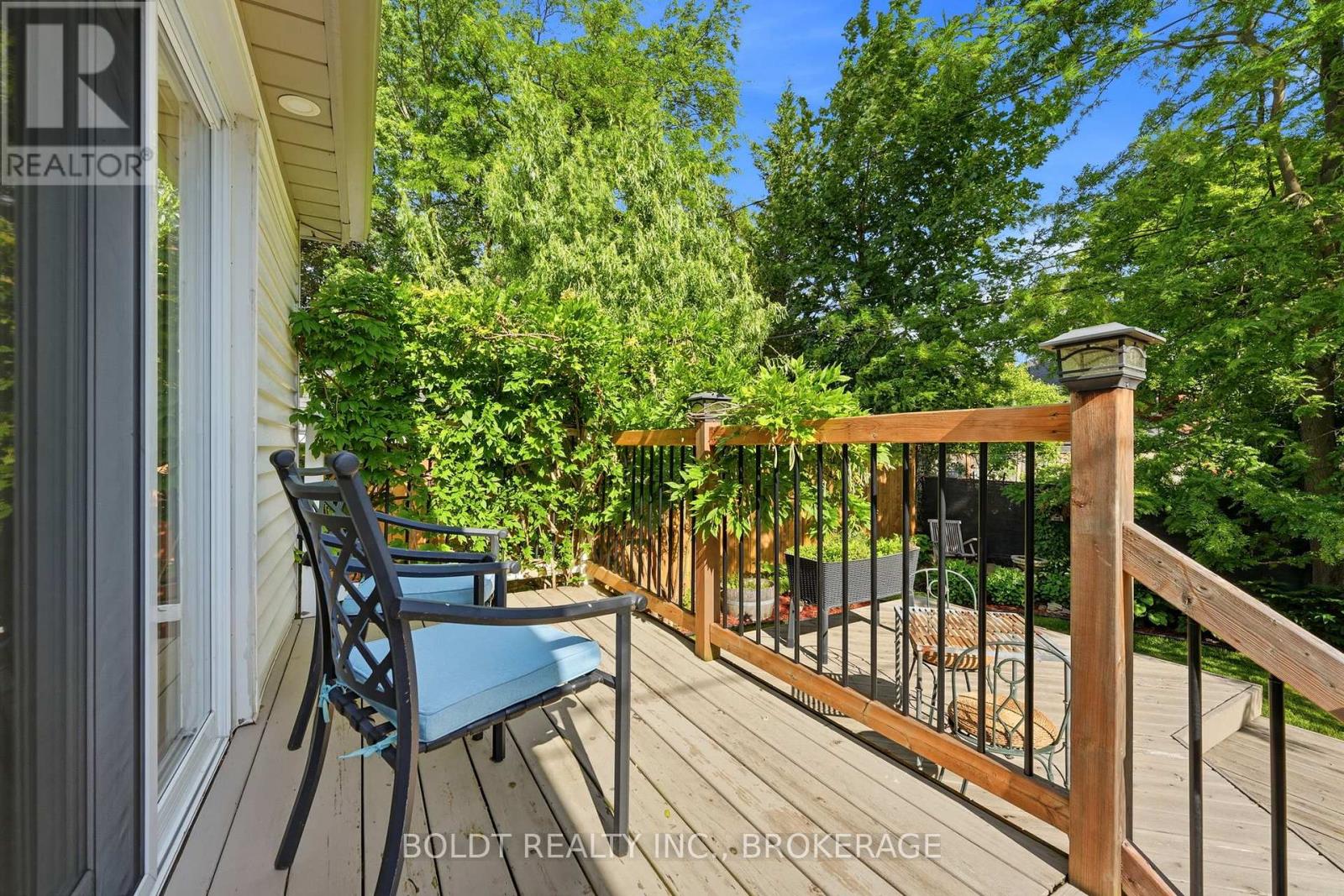9 WOODGATE AVENUE - 30