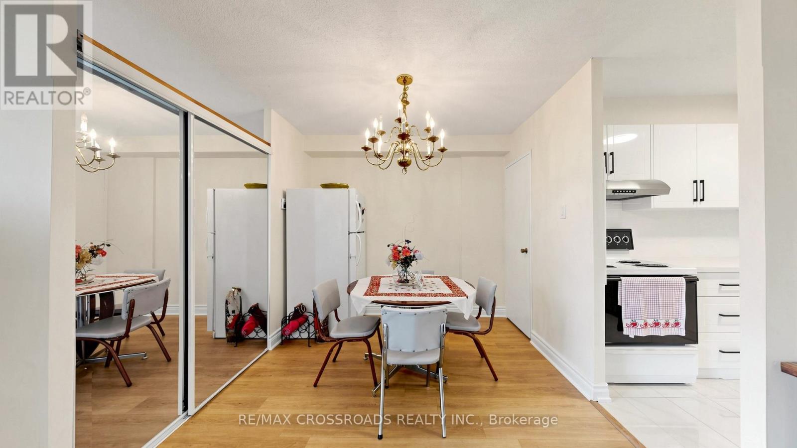 #411 15 TORRANCE ROAD - 10