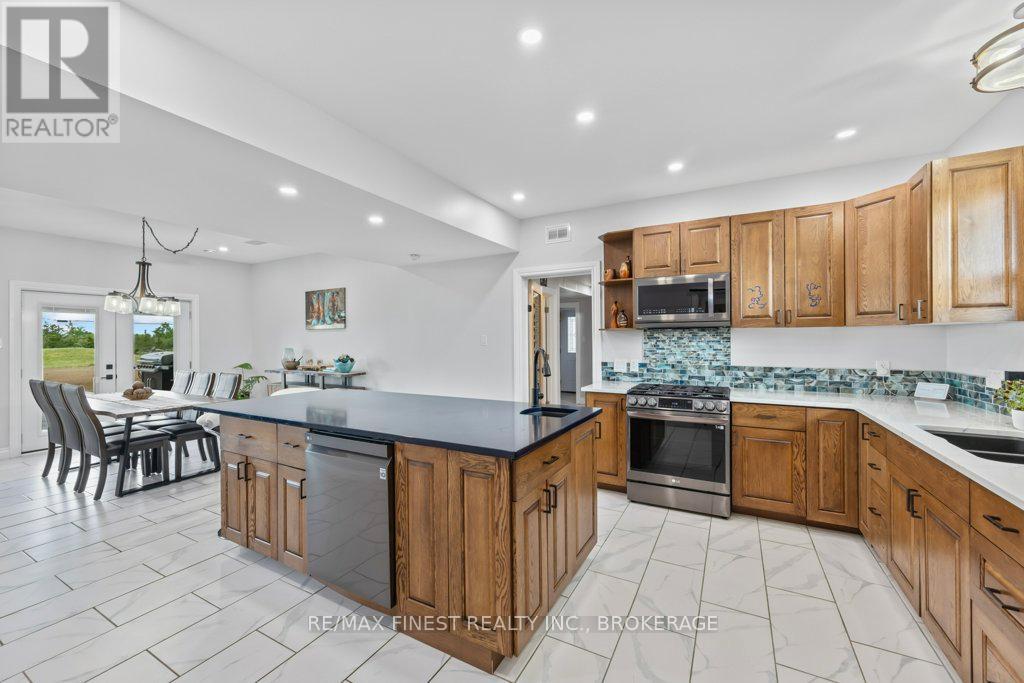 952 COUNTY ROAD 6 - Image 25