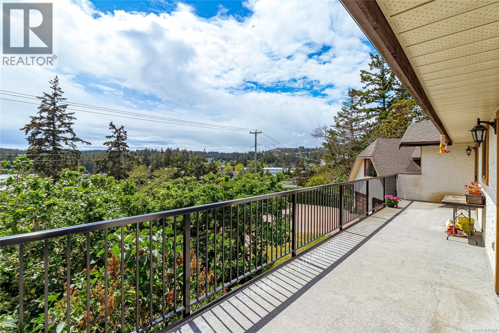 5 Highbank Rd - 23
