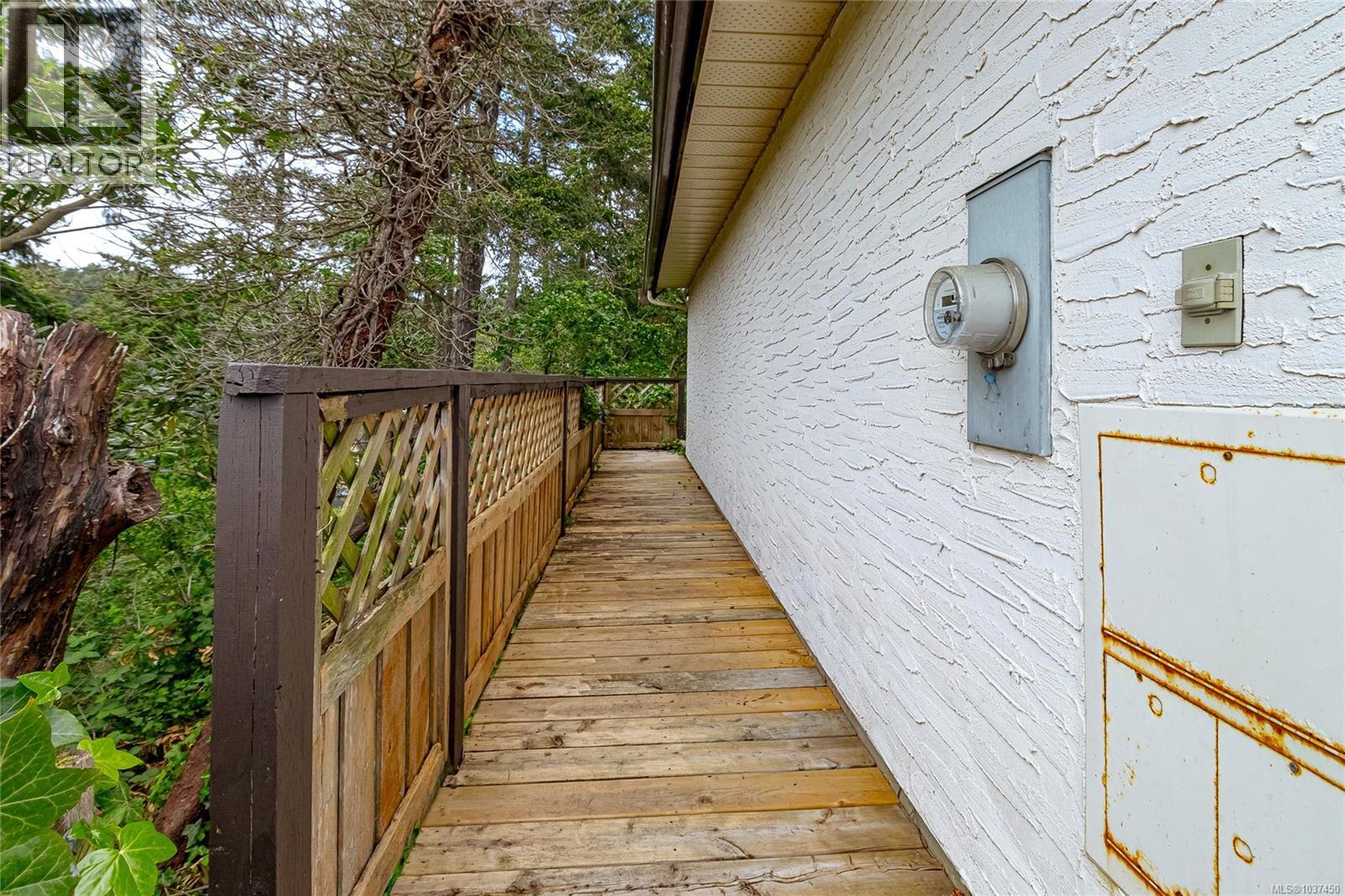 5 Highbank Rd - 45