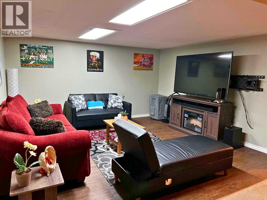 5404 46 Street - 19