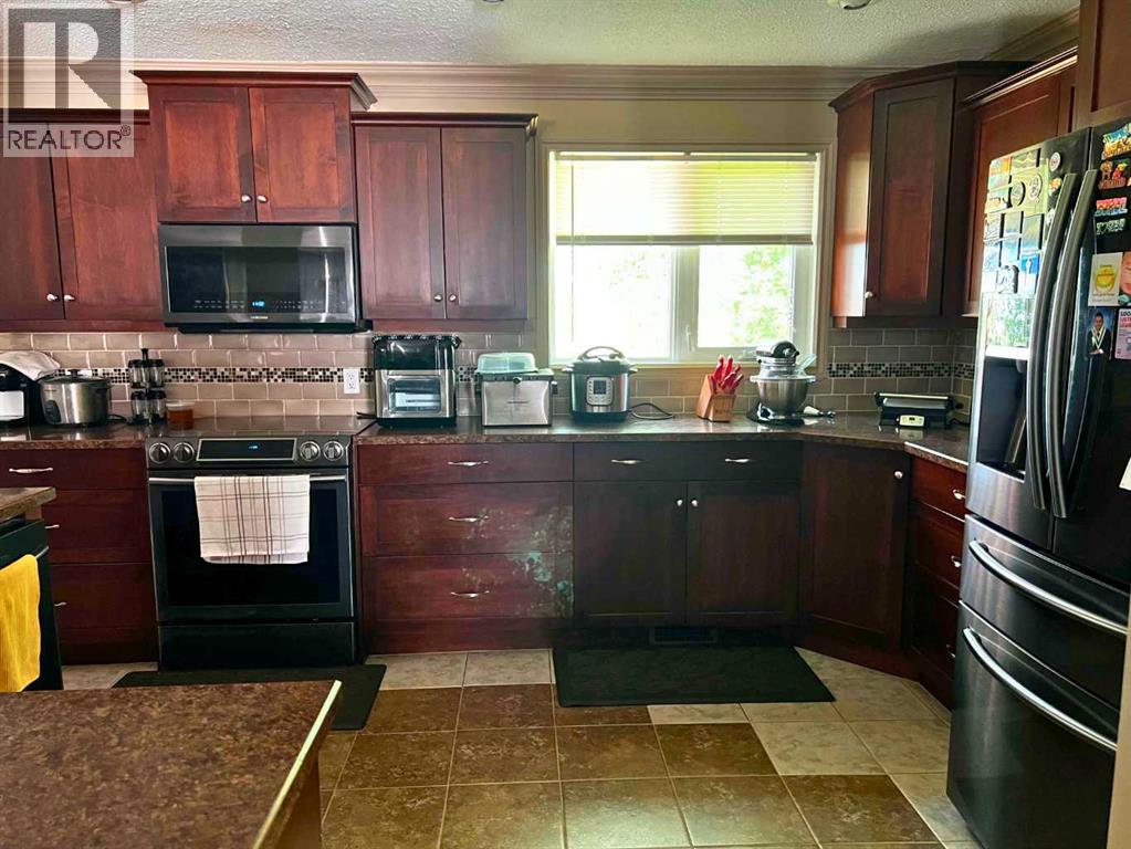 5404 46 Street - 12