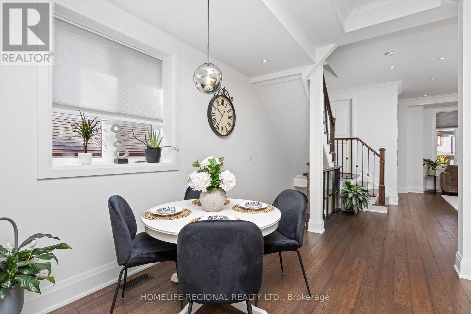 313 ROBINA AVENUE - 11