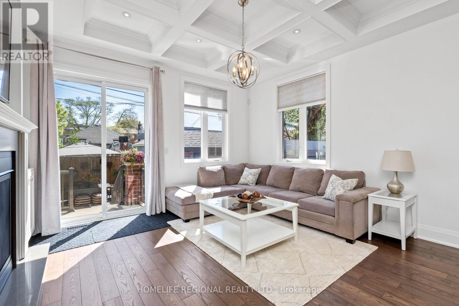 313 ROBINA AVENUE - 14
