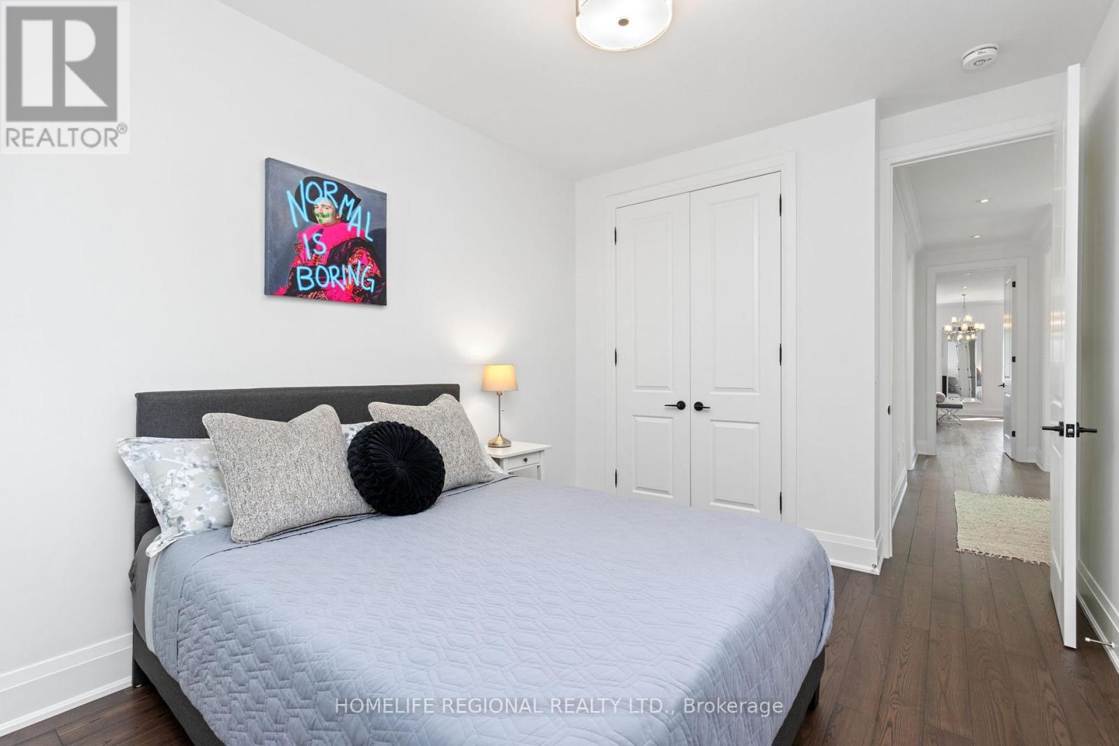 313 ROBINA AVENUE - 24