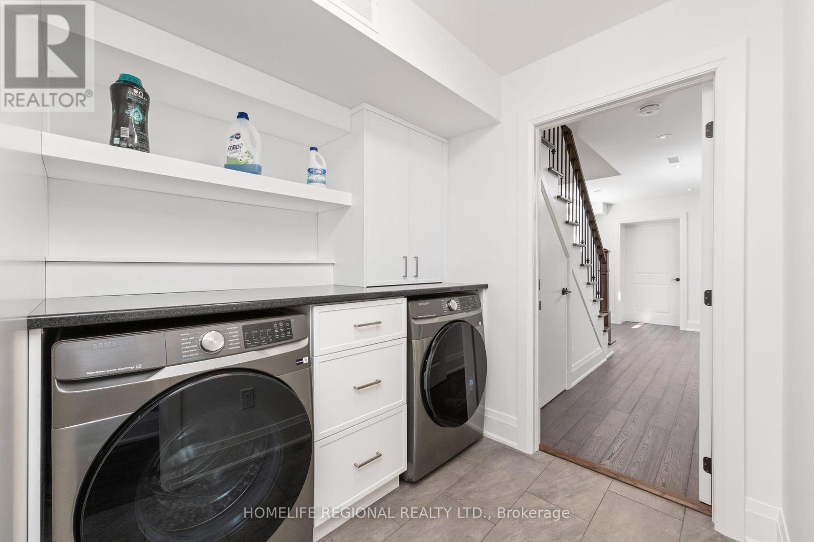313 ROBINA AVENUE - 31
