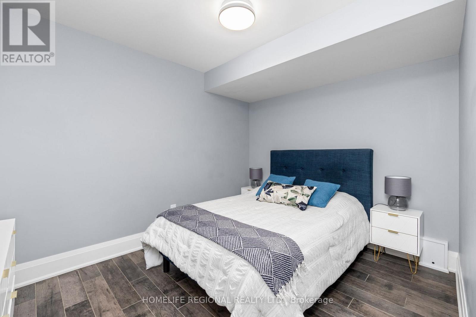 313 ROBINA AVENUE - 36