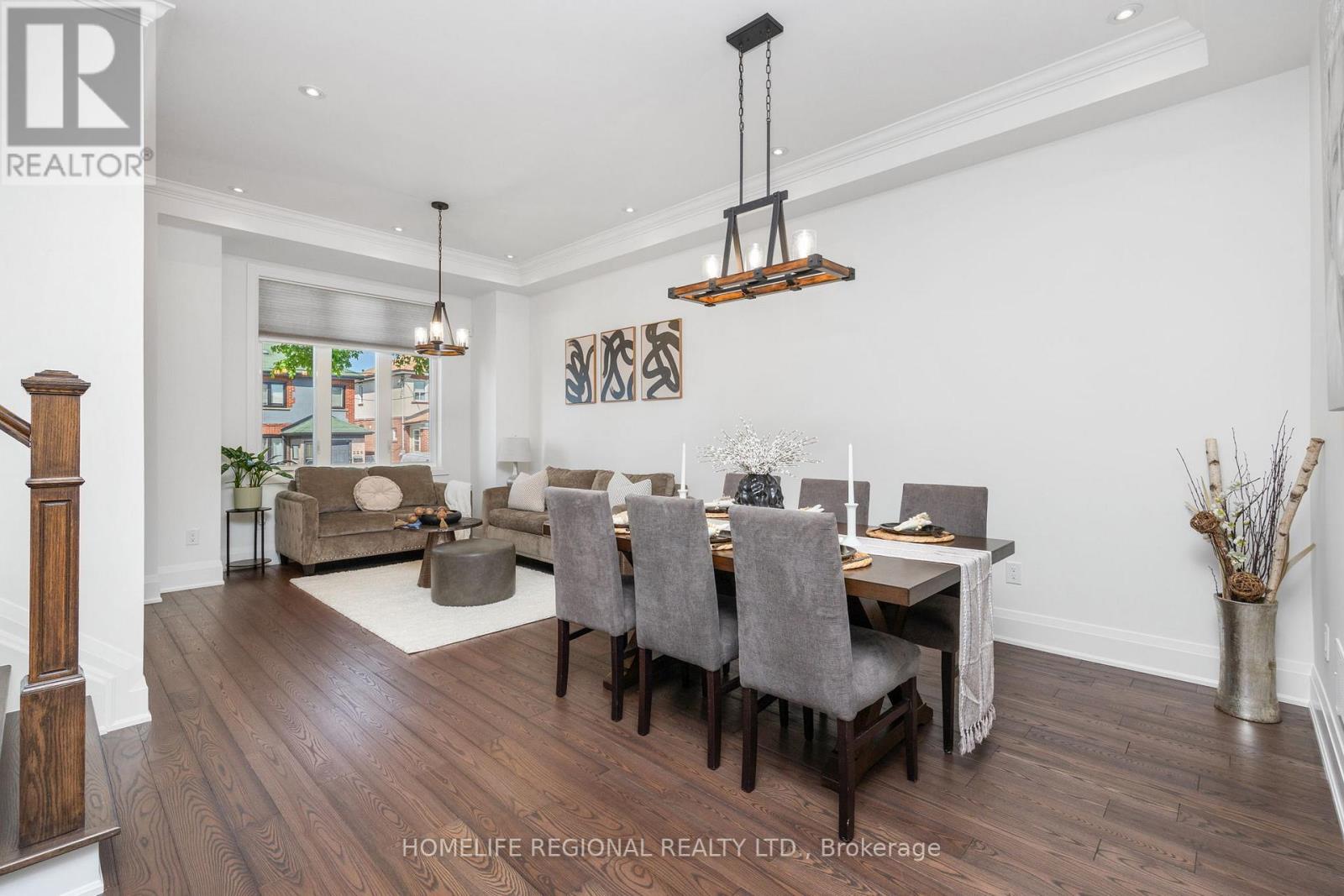 313 ROBINA AVENUE - 6