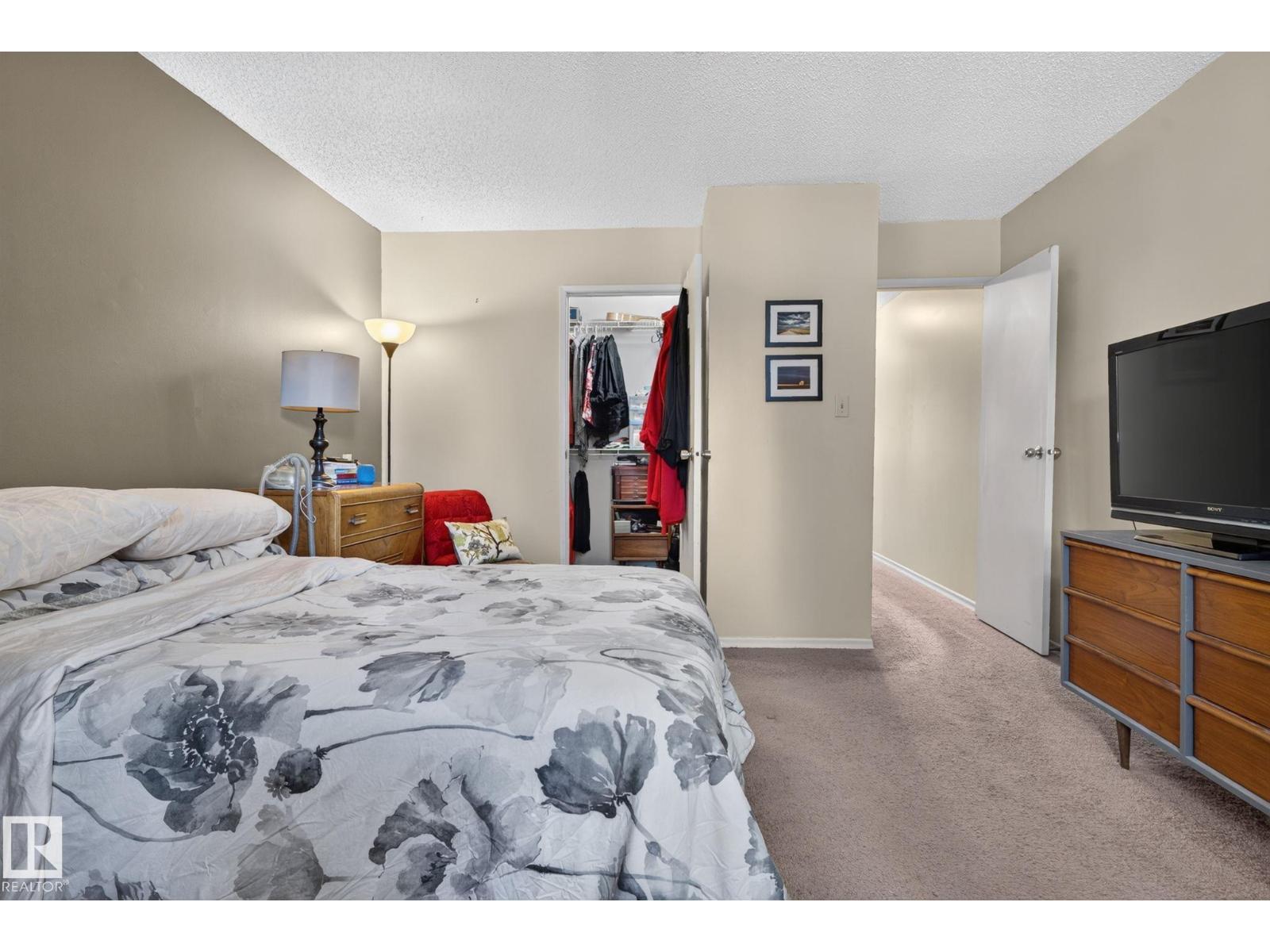 #10 1904 48 ST NW - 17