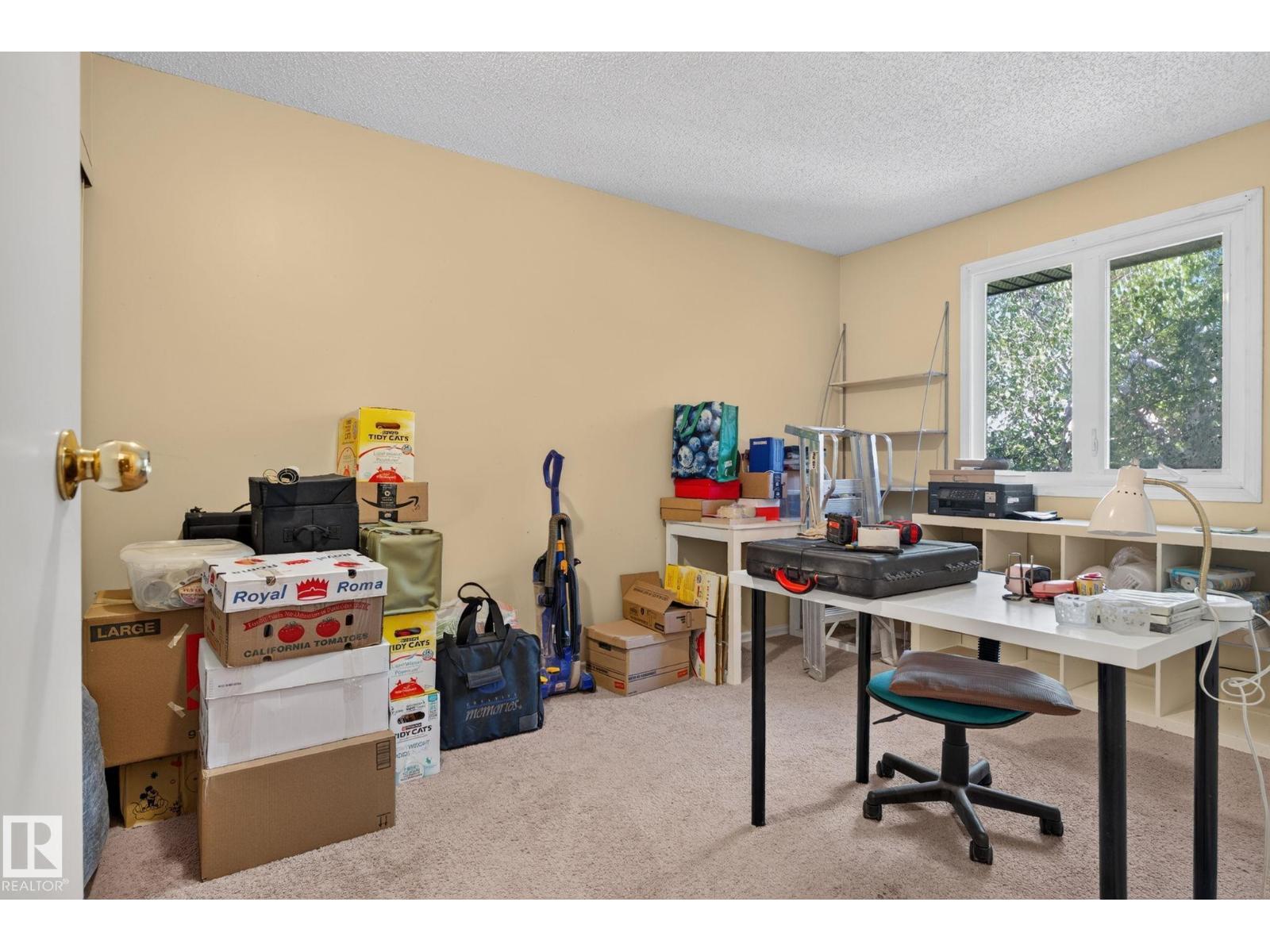 #10 1904 48 ST NW - 18