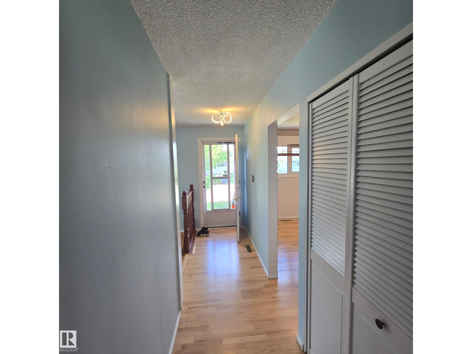 13007 79 Street NW - Photo 8