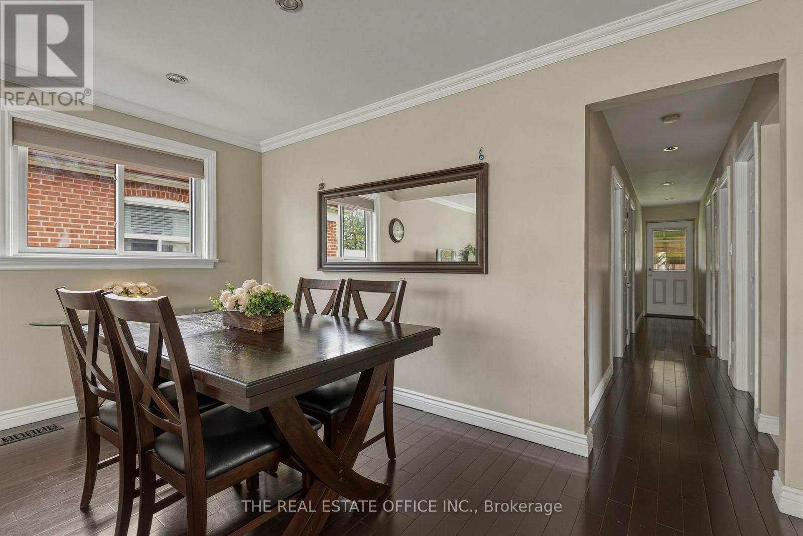 51 GILROY DRIVE - 12