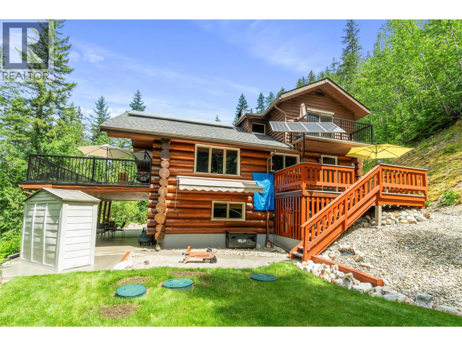 1372 Seymour River Road - 2