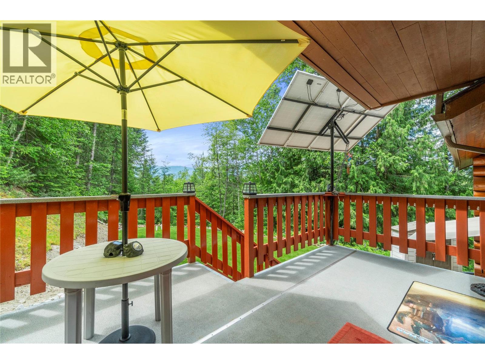 1372 Seymour River Road - 40