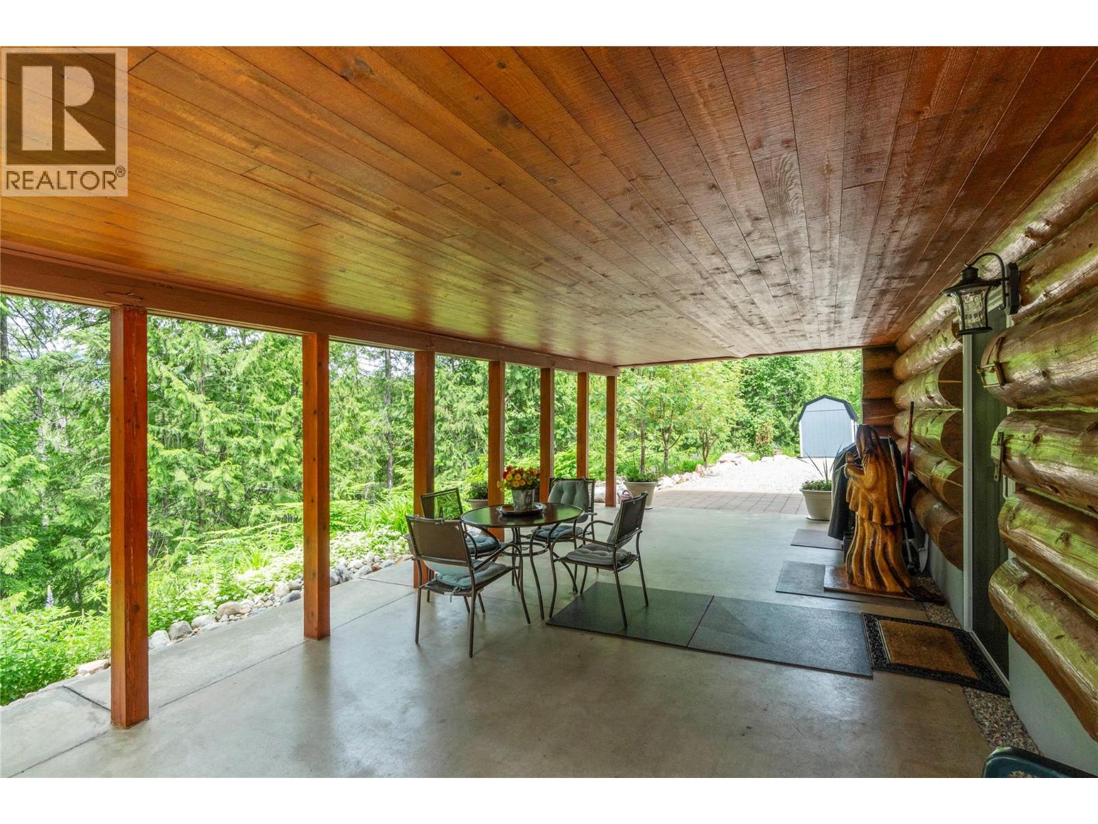 1372 Seymour River Road - 41