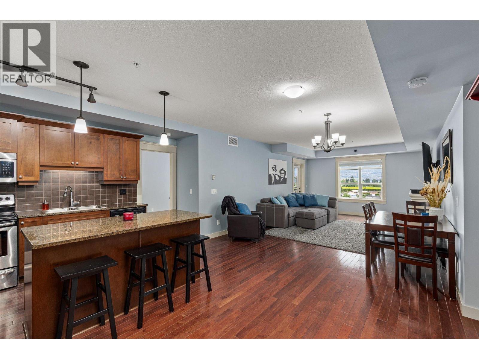 #402 2070 Boucherie Road - 7
