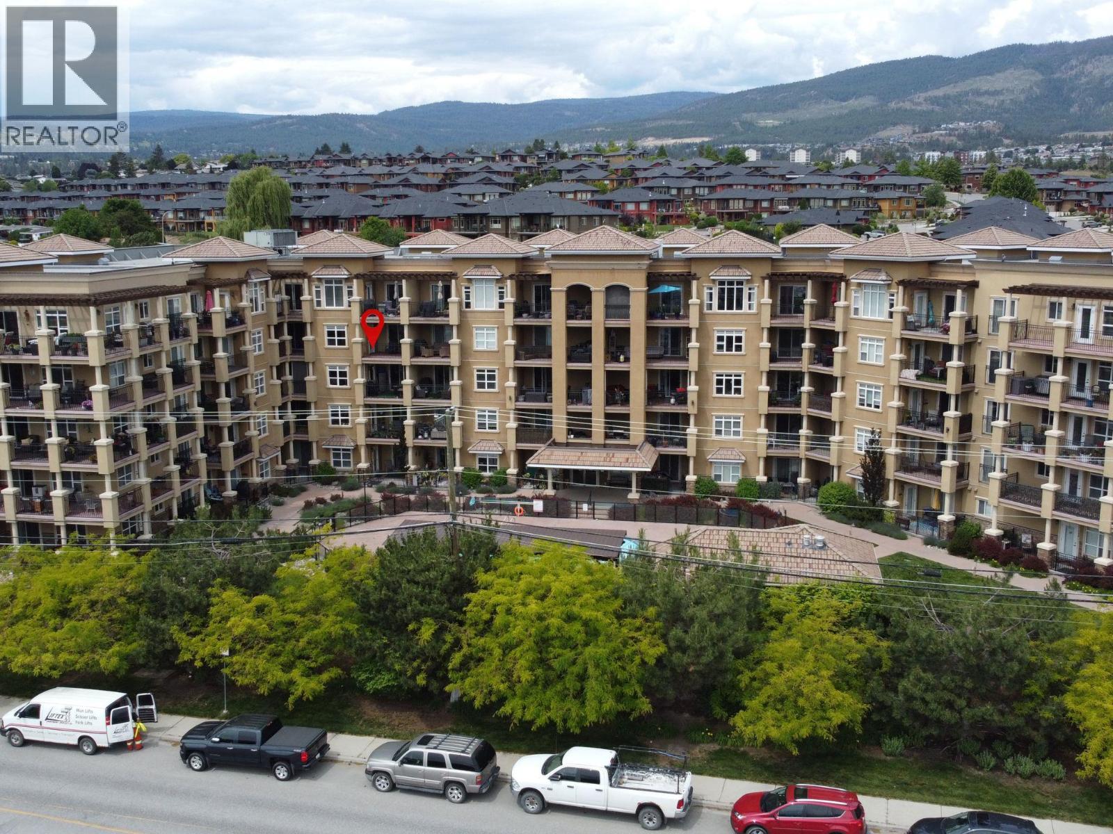#402 2070 Boucherie Road - 38