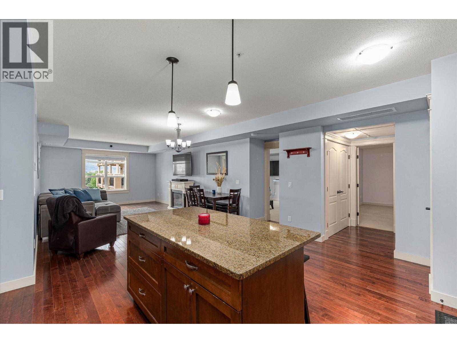 #402 2070 Boucherie Road - 6